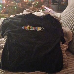 Black 40s & Shorties Graphic Crop Top